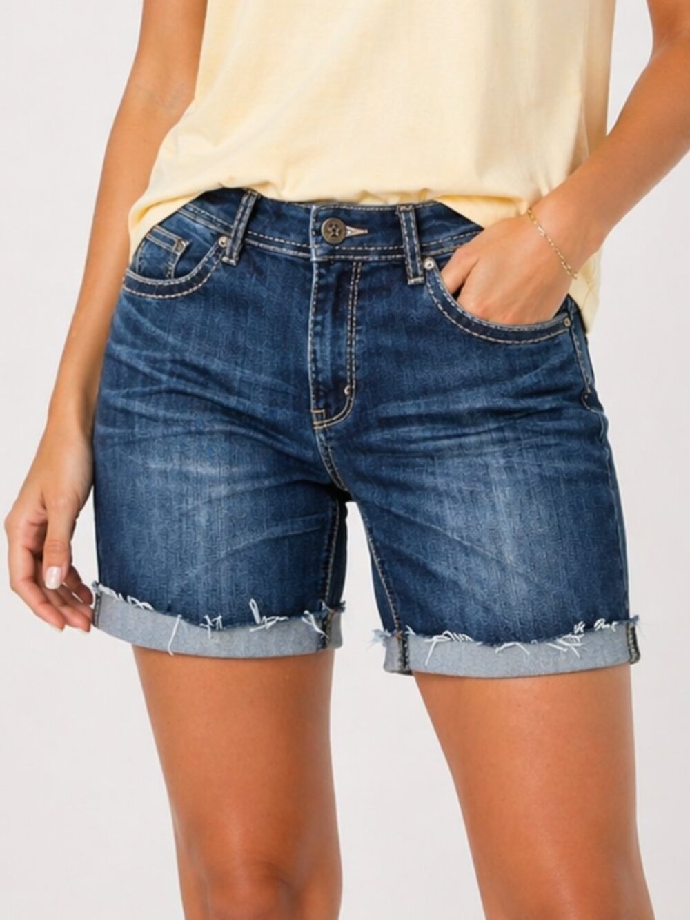 Vanilla Star Bermuda Jean Shorts Size 7 Medium Wash Cuffed Denim Frayed Y2K